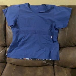 Vera Bradley XL scrub top